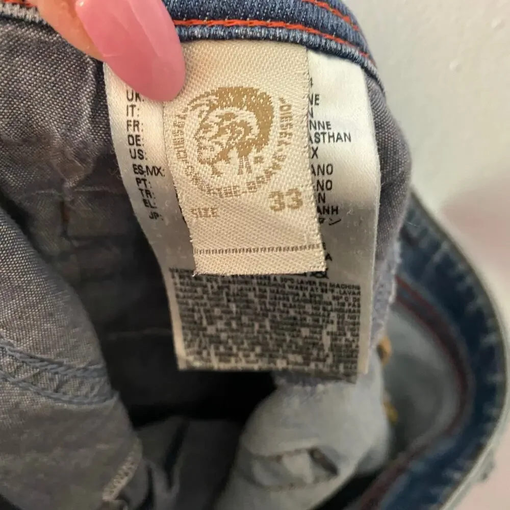 Diesel Buster Button Fly Light Wash Distressed Jeans Straight Men's size 33 x 32